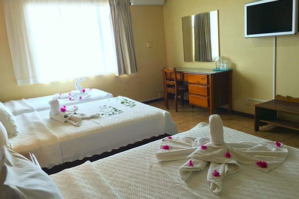 Hotel Yadran Beach Resort Puntarenas Buitenkant foto
